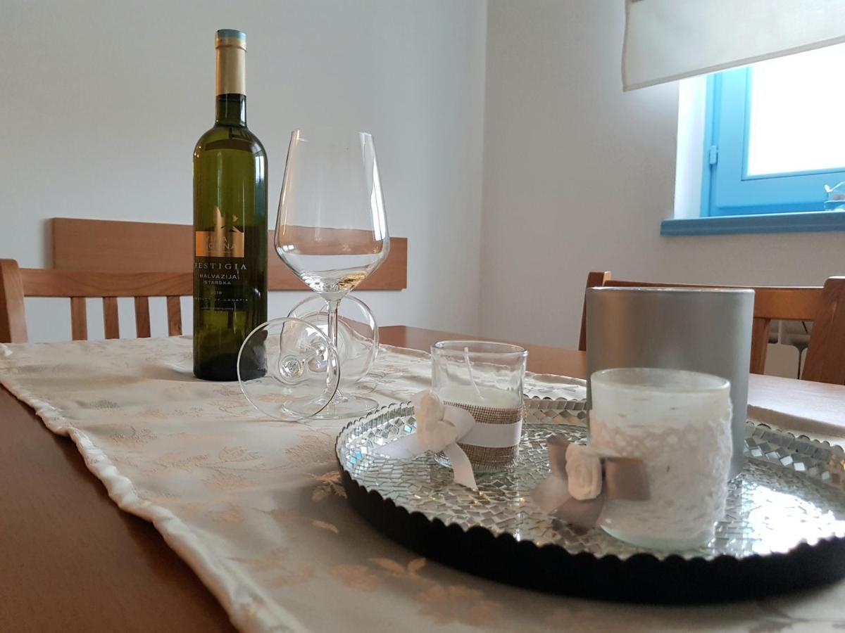 Karla Apartment *